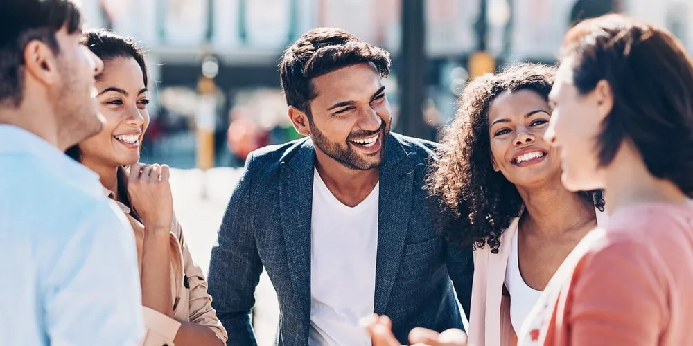 Melhores Grupos de WhatsApp de Resenha: Entre nos Links Atualizados
