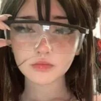 Grupo de WhatsApp:  𝐇𝐎𝐓𝐄𝐋 𝟐𝟒𝐇 爱