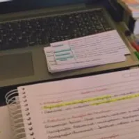 Grupo de WhatsApp: Criador de slides escolares e profissionais